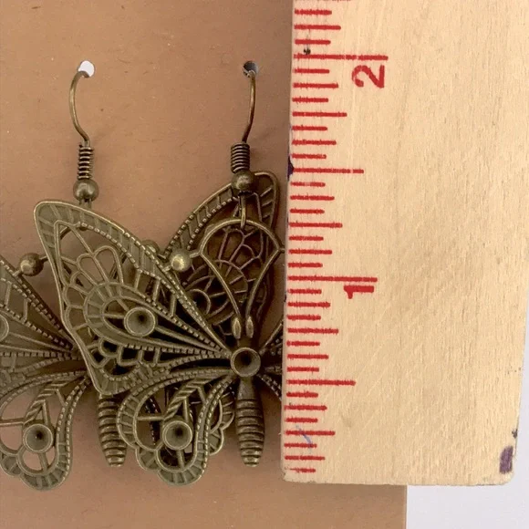 Fashion Jewelry Elegant Butterfly Earrings in Antique Gold Bronze - Picture 2 of 3